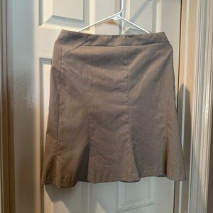 The Limited Beige Skirt Size 2 NWOT